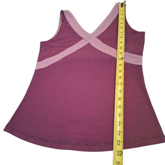 Lululemon Purple and Lilac Tank Top with Built In Bralette M 8 10 EUC - Picture 6 of 12